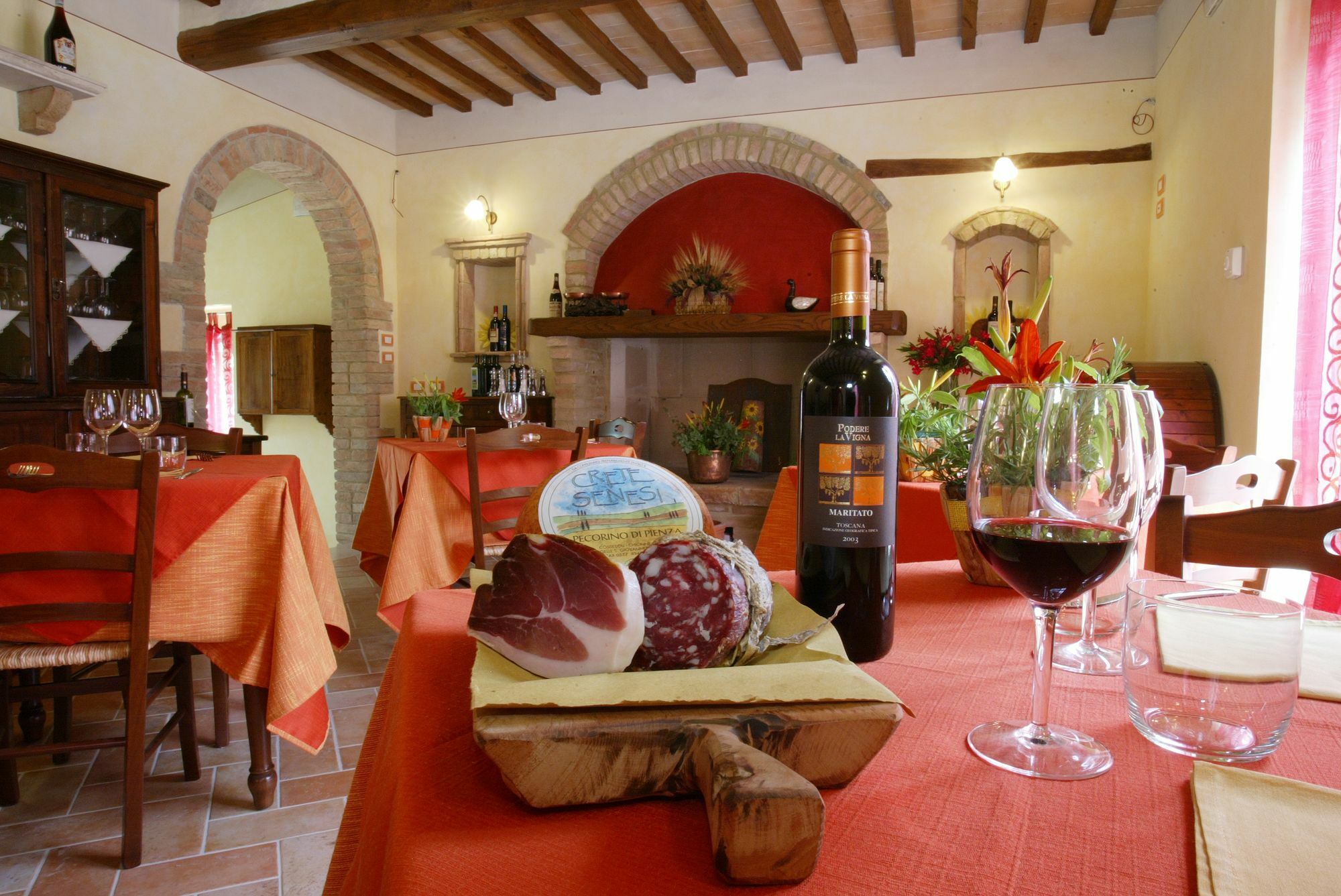 Agriturismo Vergelle Montalcino Eksteriør billede